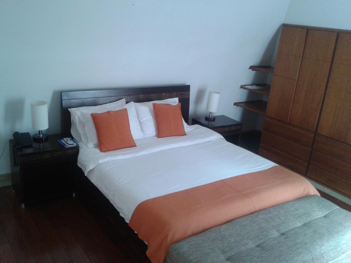 Prisma Suites Chico 94 Богота Стая снимка