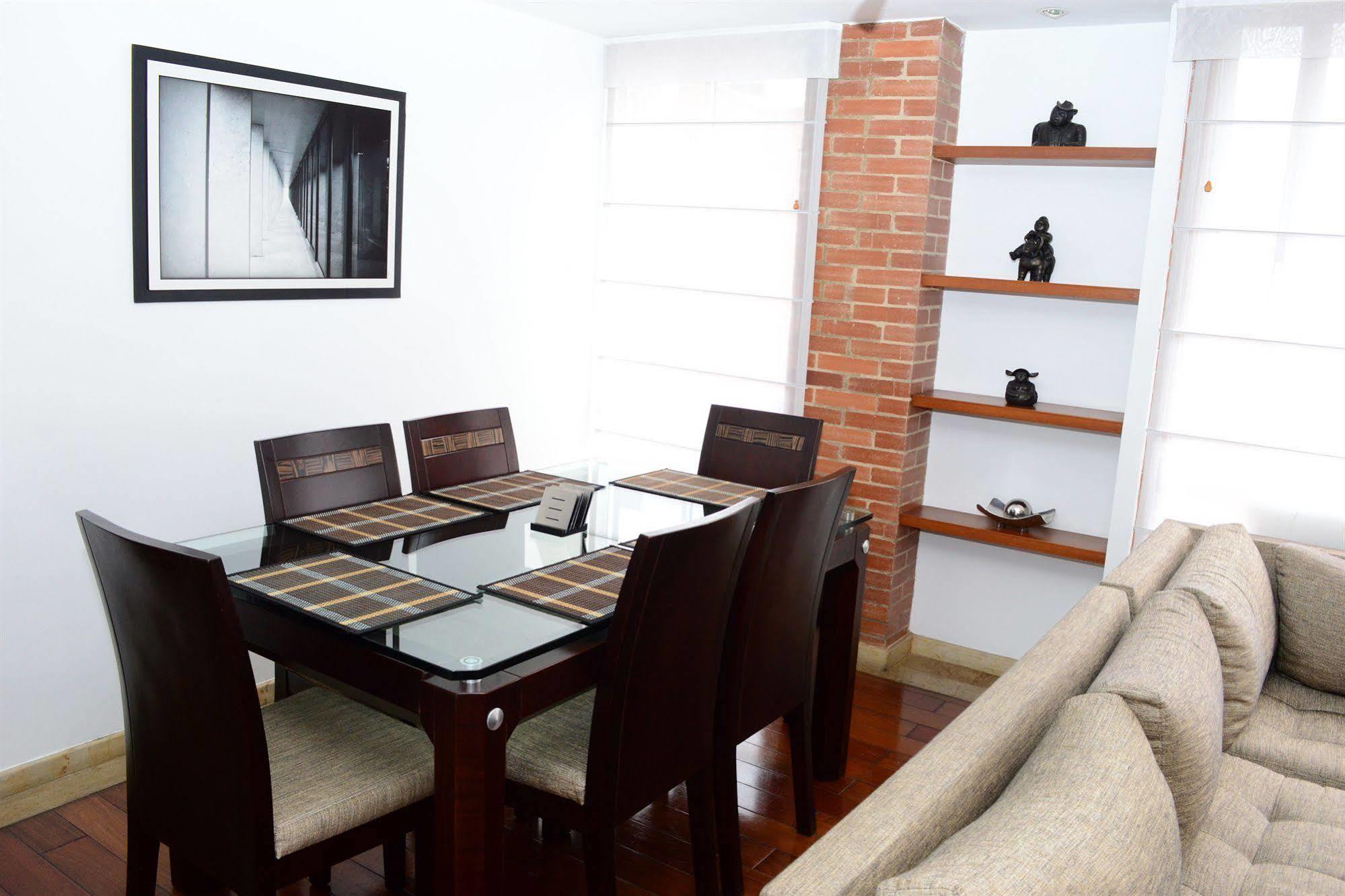 Prisma Suites Chico 94 Богота Екстериор снимка