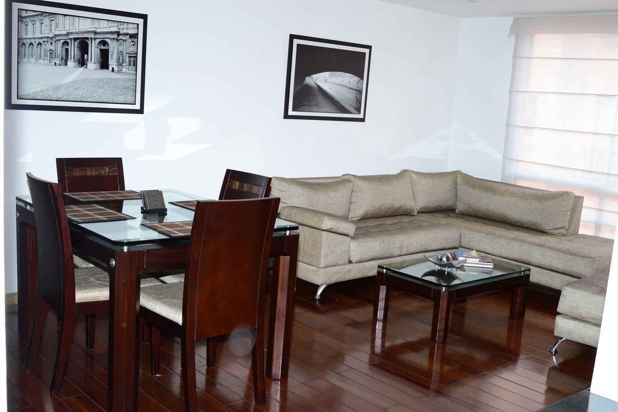 Prisma Suites Chico 94 Богота Екстериор снимка