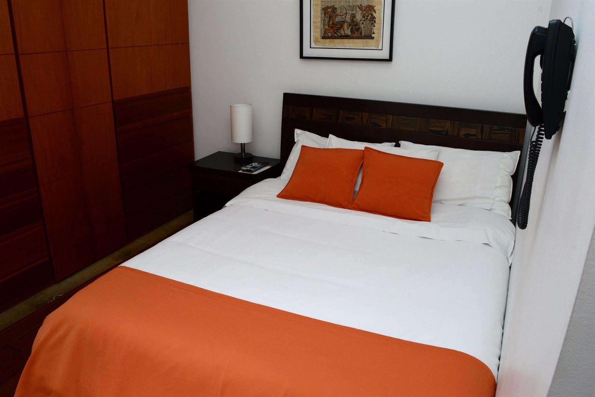 Prisma Suites Chico 94 Богота Екстериор снимка